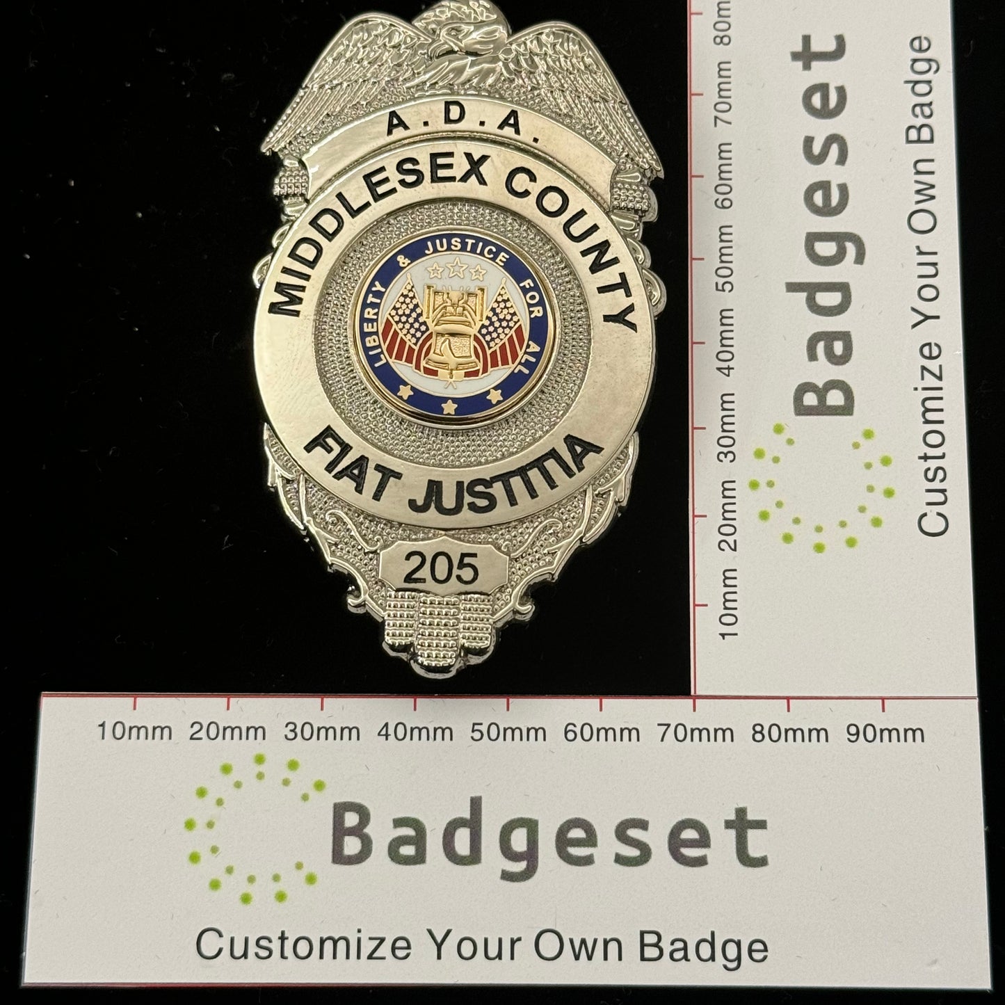 Customizable Badge BA16
