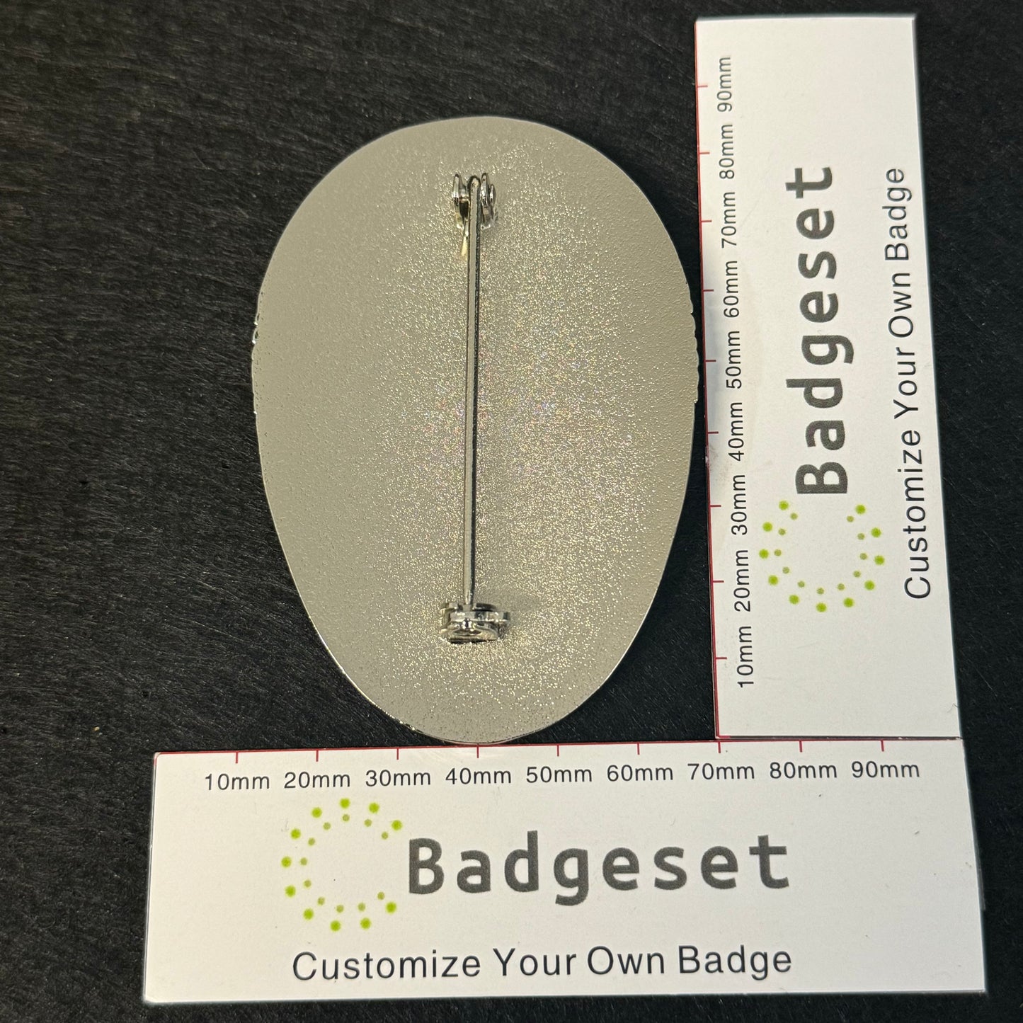 Customizable Badge BA18
