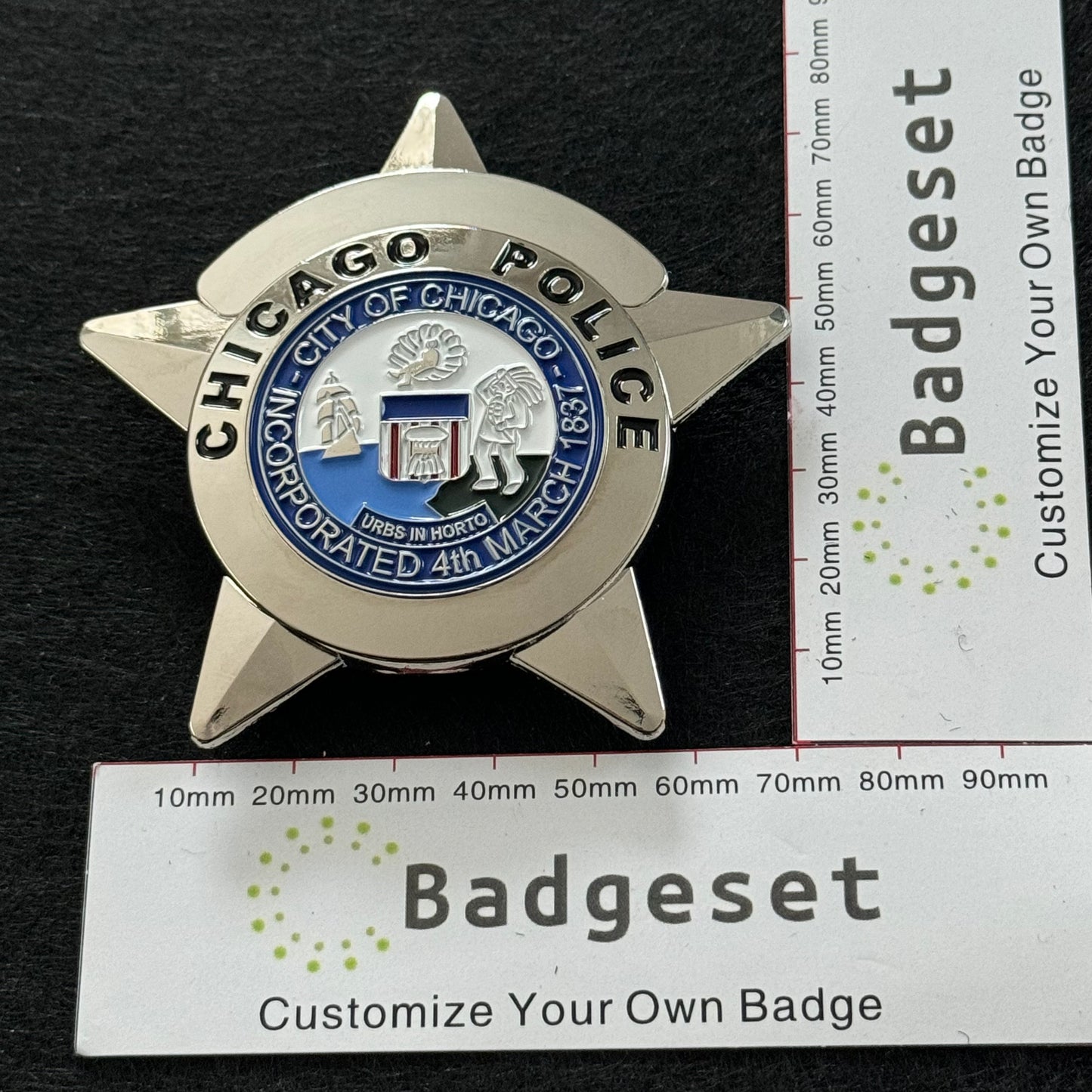 CPD Chicago Réplica de Insignia Utilería de Cine Texto y Número Personalizables