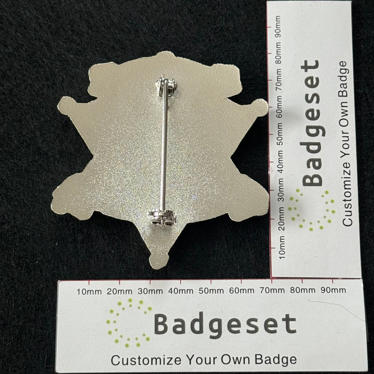 Customizable Badge BA48