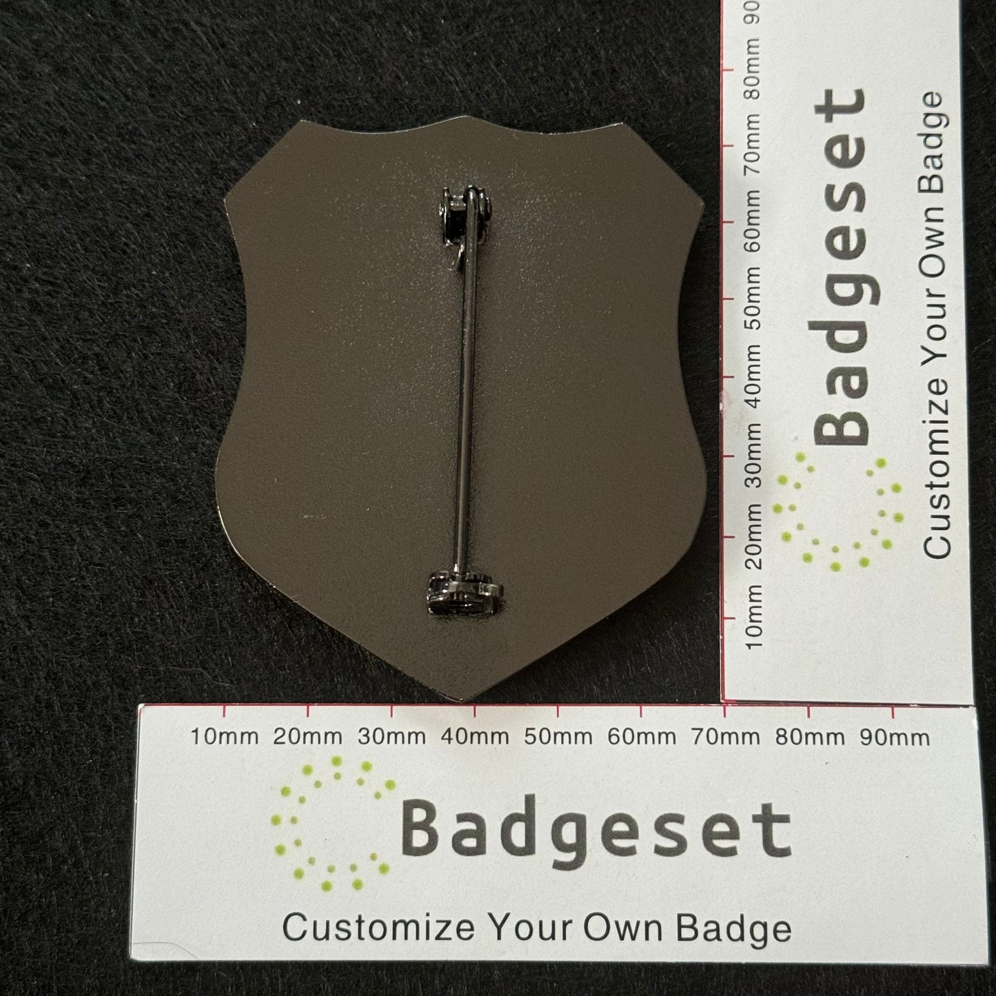 Customizable Badge BA54