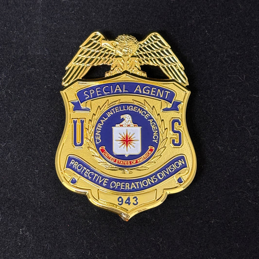 Réplica de la insignia de agente especial de la División de Operaciones de Protección de la CIA, utilería de película n.° 943