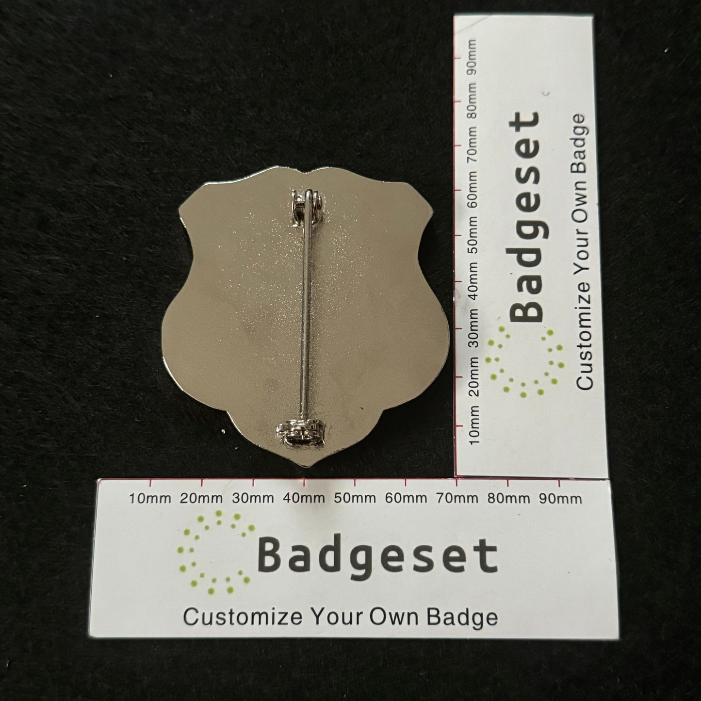Customizable Badge BA49