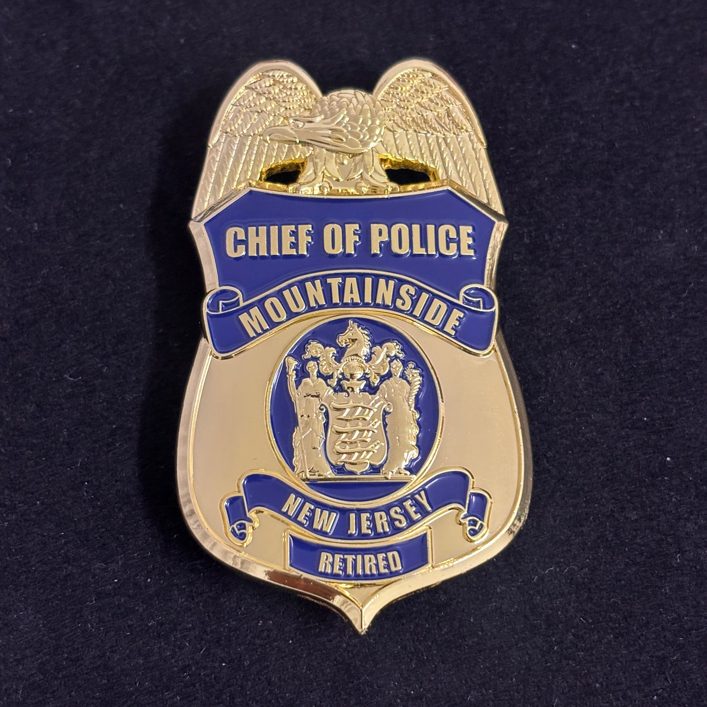 New Jersey Mountain Side Pensionierter Polizeichef Replik Film Requisiten Personalisierbares Anstecker