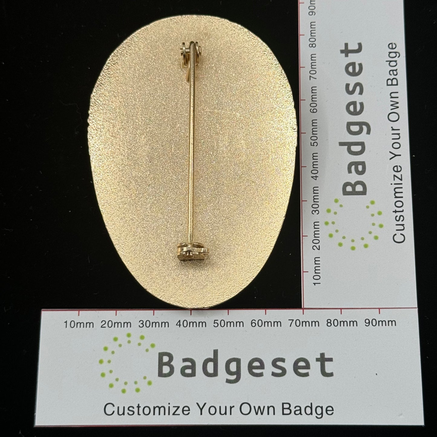 Customizable Badge BA18