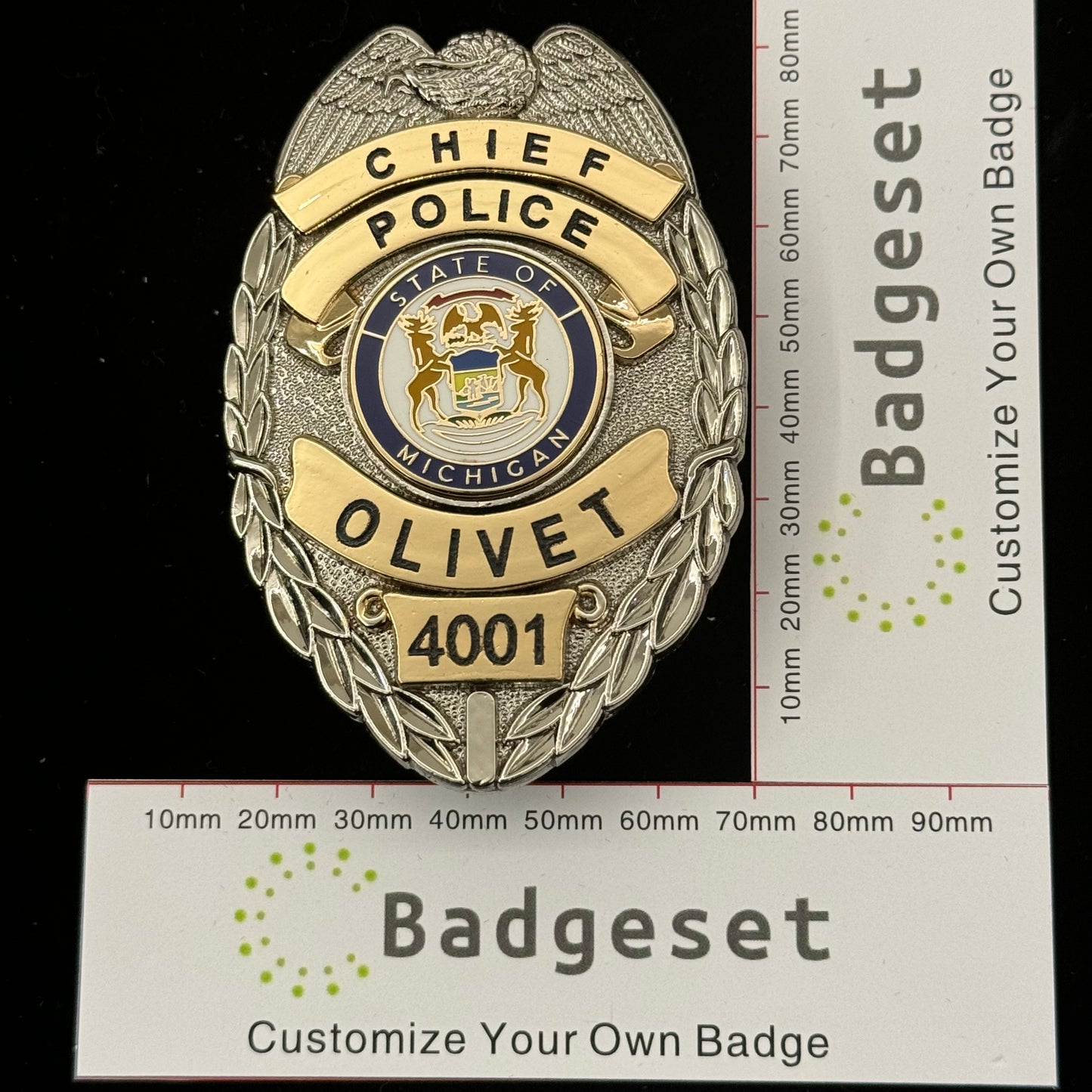 Customizable Badge BA08