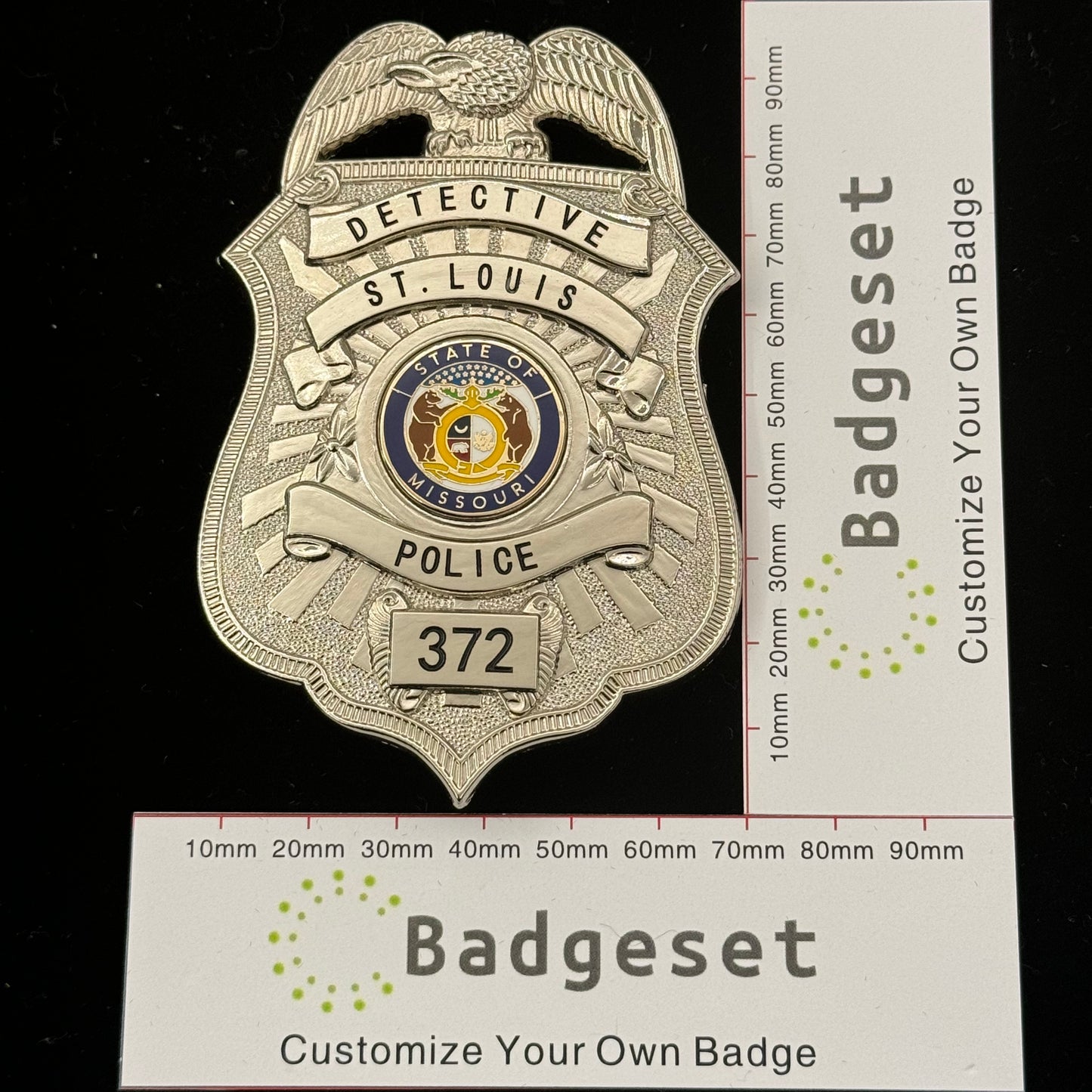 Customizable Badge BA25