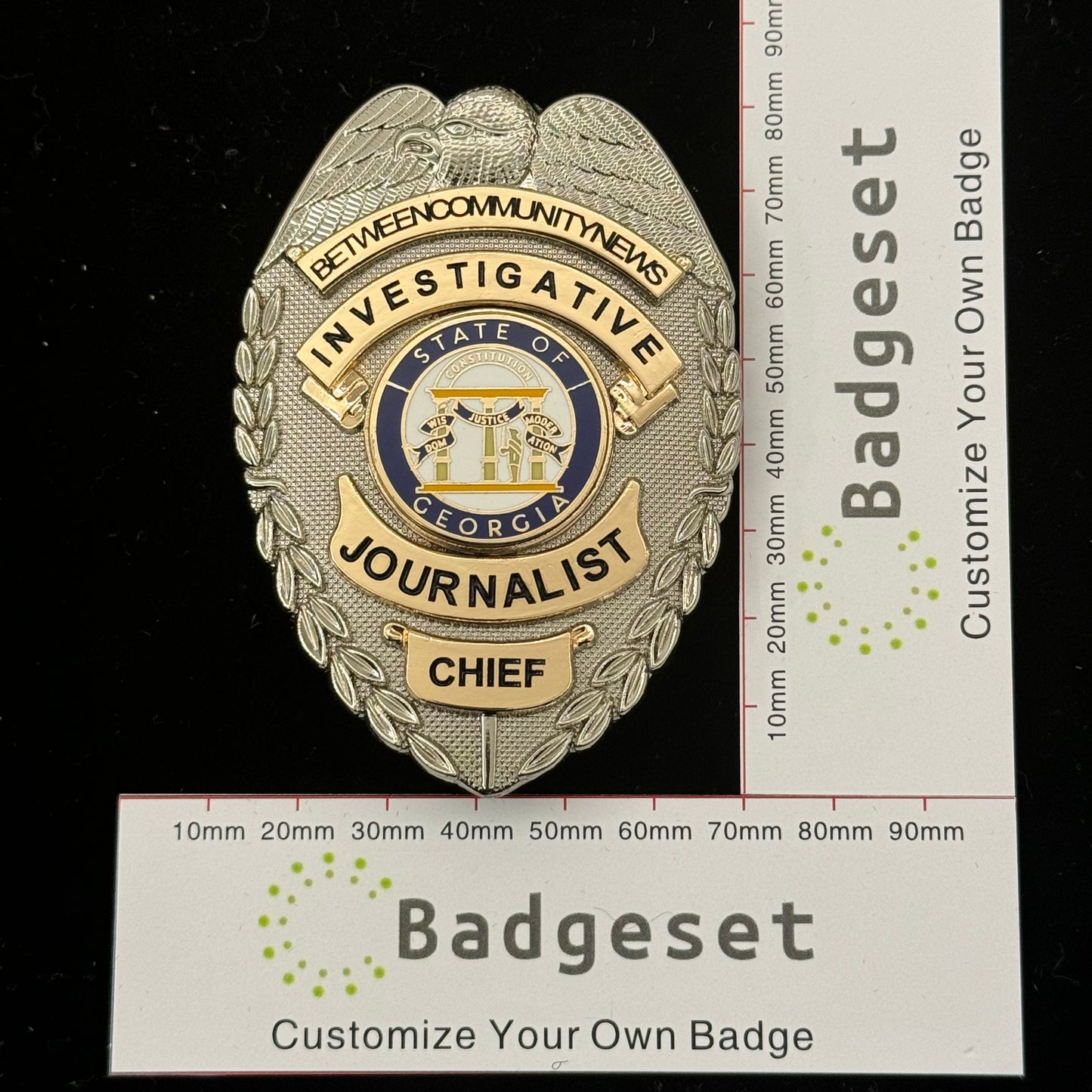 Customizable Badge BA30