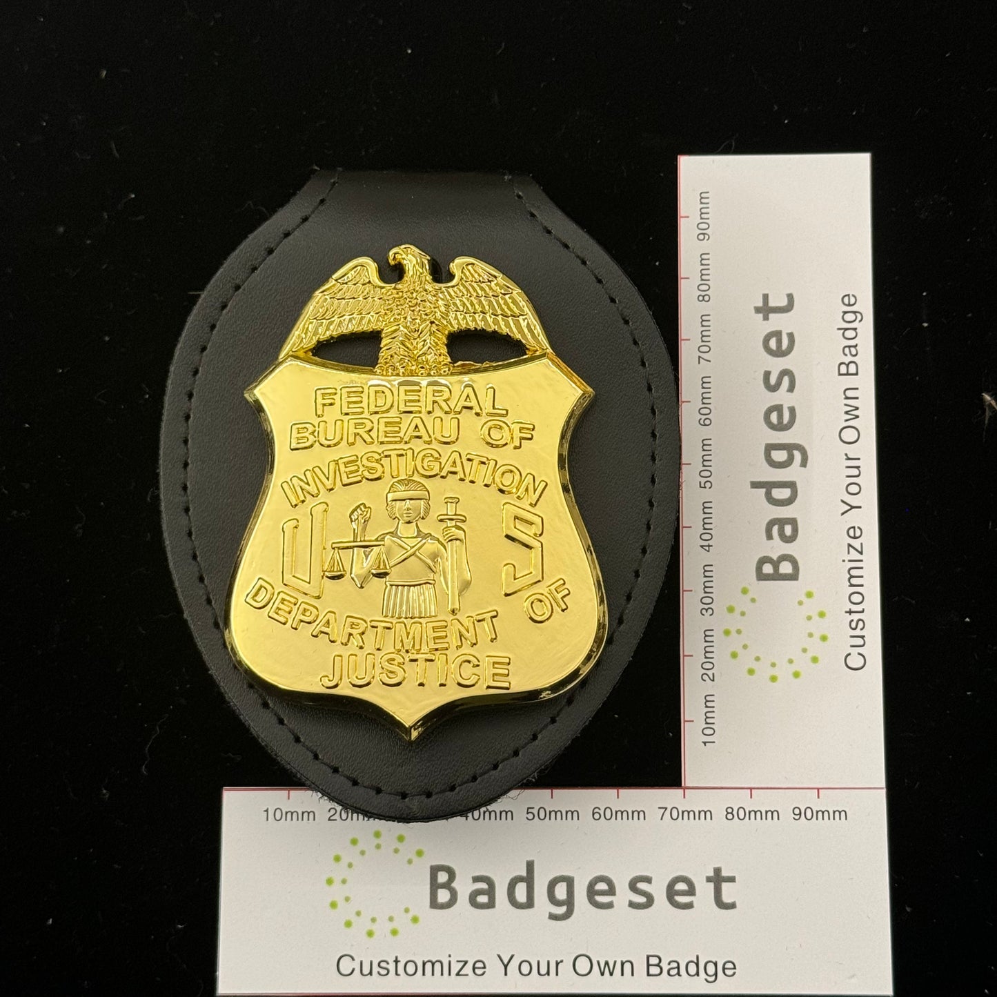 Réplica de la insignia del FBI del Departamento de Justicia, utilería de película