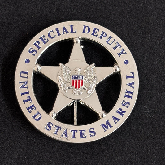 Réplica de la insignia de alguacil adjunto especial de EE. UU. (USMS) - Utilería de película