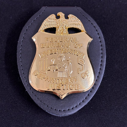 Réplica de la insignia del FBI del Departamento de Justicia, utilería de película