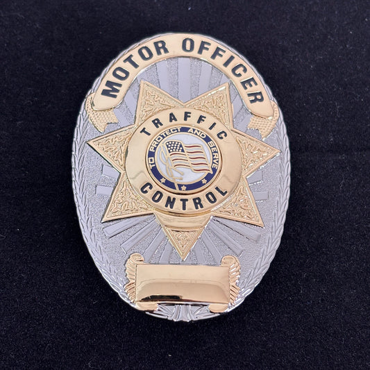 Zum Schutz und zur Bedienung der Verkehrskontrolle Motor Officer Badge Replik Filmrequisiten Anpassbare Nummer