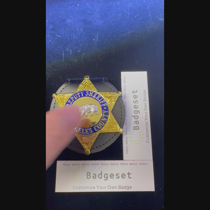 LASD Adjunto del Sheriff del Condado de Los Ángeles, insignia de oso, número personalizado, réplica de accesorios de cine